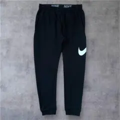 nike トレーニングパンツ