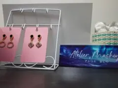 ブラックストーンとクリスタルのピアス