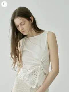 laubeblanc Orchid Cutwork Twist top M - メルカリ