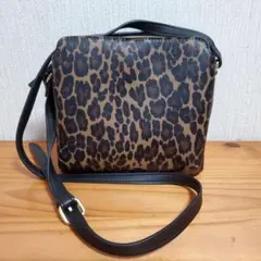 GU ヒョウ柄 レオパード ショルダーバッグ ボックスミニショルダーバッグ