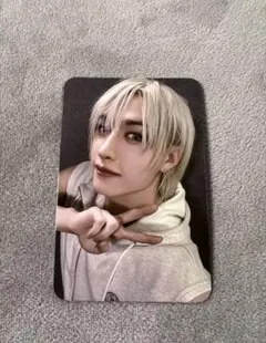 Item thumbnail for item fec91a75-004b-4be2-ac4f-1794385e1d4c