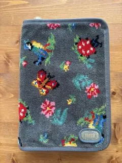 FILLER ハイジ　人気グレーマルチケース（銀座Web限定）完売品