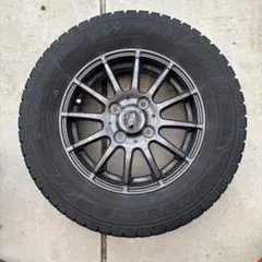 TOYO 155/80R13 スタッドレスタイヤ・ホイールセットのサムネイル