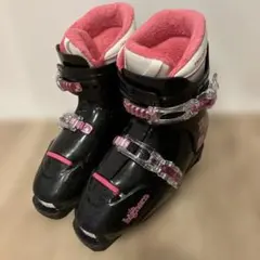 Item thumbnail for item f6a4148f-5a17-412c-a881-6c6ad6b5024d