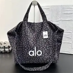訳あり品】alo yogaトートバック 大容量 ノベルティ ショッパー - メルカリ