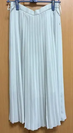 UNIQLO シフォンプリーツロングスカート