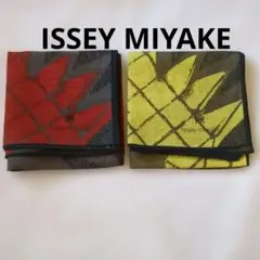 issey miyakeガーゼ ハンカチ 2枚セットのサムネイル