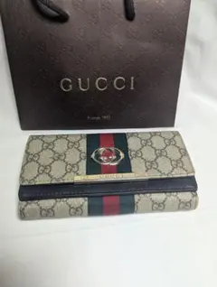 GUCCI ビー GGスプリーム 長財布 箱付 美品 - メルカリ