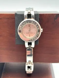 Item thumbnail for item 74058ef0-4b54-4ea5-8b3f-b70485a40c16