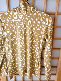 UNIQLO マリメッコ　ヒートテックタートルネックT