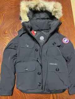 カナダグース ダウンジャケット