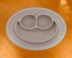 【ezpz】The Mini Mat ライトグレー　離乳食　テーブル吸着のサムネイル
