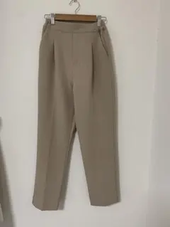 ハニーズ　スラックスsサイズ