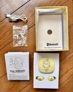 【美品】ちいかわ　完全ワイヤレスイヤホン3 うさぎのサムネイル