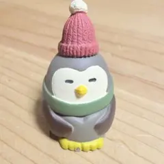 デコレ コンコンブル 寒がりペンギン 置物 マスコット（ニット帽＆マフラー）