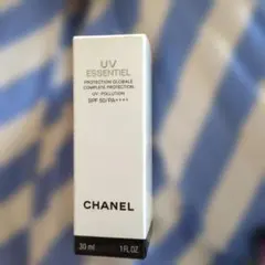 CHANEL UV ESSENTIEL 30ml SPF50+ - メルカリ
