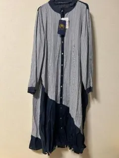 ★タグ付き iS ScoLar ストライプデザイン長袖ワンピース