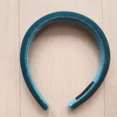 クラシックグリーン ベルベット カチューシャ