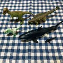 アニア　フィギュア5点セット　おまけカード３枚付きのサムネイル