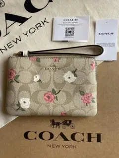 【COACH /CR973】シグネチャー ベージュ花柄ポーチ