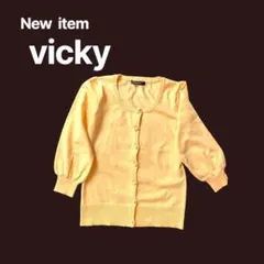 【SALE】vickyビッキー/ yellowイエローカーディガン【美品】のサムネイル