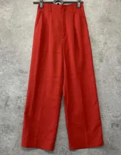 赤 ワイドパンツ