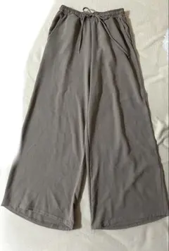 ✴︎おまけシール付き✴︎しまむら ポリエステル素材 パンツ Mサイズ
