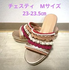 チェスティ　chesty パール　サンダル　Mサイズのサムネイル