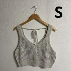 GU ジーユー レディース メッシュバックリボンニットビスチェQ Sサイズ