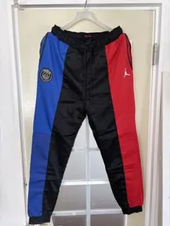 パリ・サンジェルマン×ジョーダン スポーツパンツ