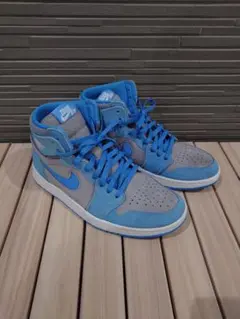 Nike Air Jordan 1 ハイカット スニーカーのサムネイル