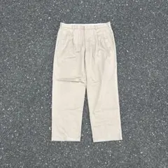 ユニクロ スラックス ベージュ