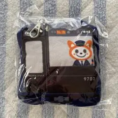 Item thumbnail for item b56b2bf6-5b50-4827-b423-3e1c6f6acbc2