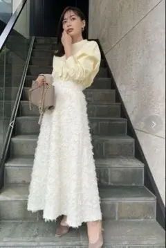 anuans カットジャガードセミフレアスカート　アイボリー