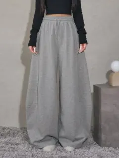 ダーリッチ シャイニーバレルスウェットパンツ グレー フリーのサムネイル