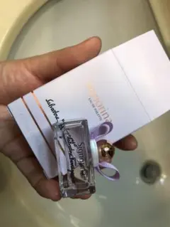 フェラガモ signorina