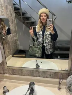 ブラック ベスト