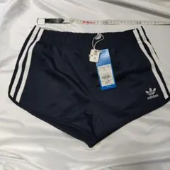 adidas Originals ショートパンツ DV2555　Sサイズのサムネイル