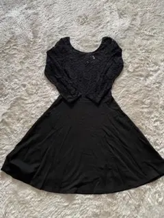 H&MブラックレースAラインワンピース