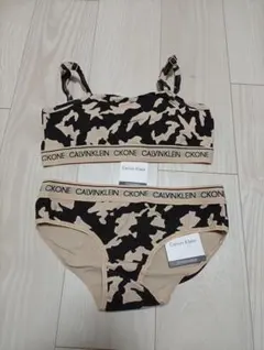 ア*リ様 Ｌカルバンクライン　レディース上下セット ブラ✖️ショーツ