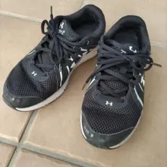アンダーアーマー DASH2 スニーカー ブラック 23.5cm