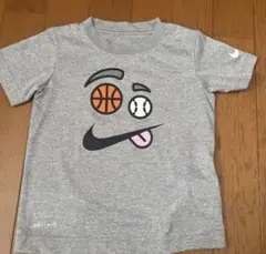 ♦︎NIKE♦︎ Tシャツ　3T