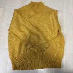 マスタード ハイネック 長袖ニット