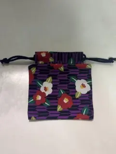 紫色の花柄巾着袋 約10cm