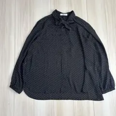 【美品】IEDIT ブラック ドット柄 ブラウス 3L ボウタイ　大きいサイズのサムネイル