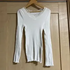 LOWRYSFARMローリーズファーム　レース付き長袖カットソー　サイズM