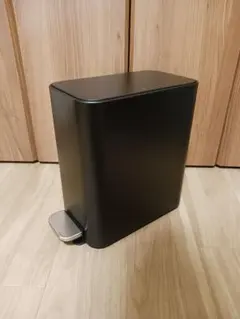 simplehuman シンプルヒューマン スリムステップカン マットブラックのサムネイル