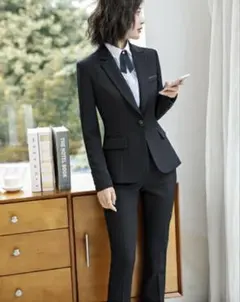 【新品•未使用】レディース ブラック パンツスーツ セットアップ