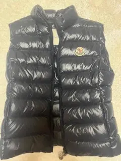 美品 MONCLER モンクレール GHANA ガーナ ダウンベスト - メルカリ