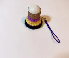 バドミントンシャトル型ストラップ